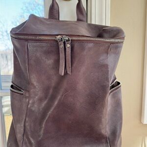 Chic Leather Backpack in Rich Brown